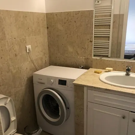 Apartment Juan-les-pins Residentiel, Grand Studio Proche Plages Et Commerces